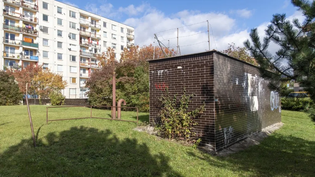 Strategie ochrany před raketovým útokem spoléhá na běžné budovy, stát chystá metodiku pro improvizované úkryty