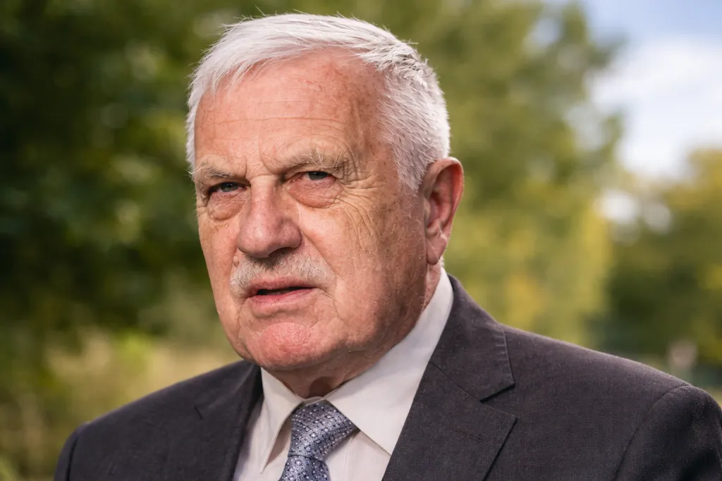 CZ IPI odsuzuje výrok Václava Klause, označení Václava Moravce za škůdce národa je podle institutu za hranou