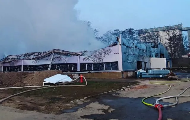 Kauza žhářského útoku v Pardubicích: Soud poslal do vazby již pátou podezřelou osobu