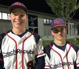 Zleva Vojtěch Láska  a Jan Voráček po zápase s Novým Zélandem