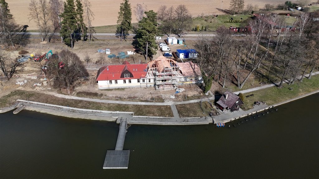 Koupaliště u Dlouhého rybníka se dál proměňuje