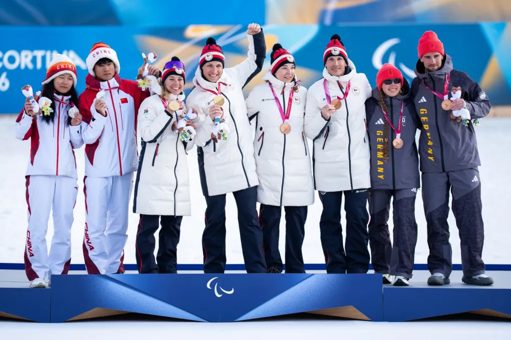 Podpora, která sklízí úspěch: Královéhradecký kraj dlouhodobě podporuje handicapované lyžaře