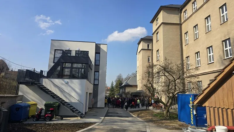 Velká odvaha malé obce. Sloupnice otevřela špičkový domov pro seniory za 123 milionů