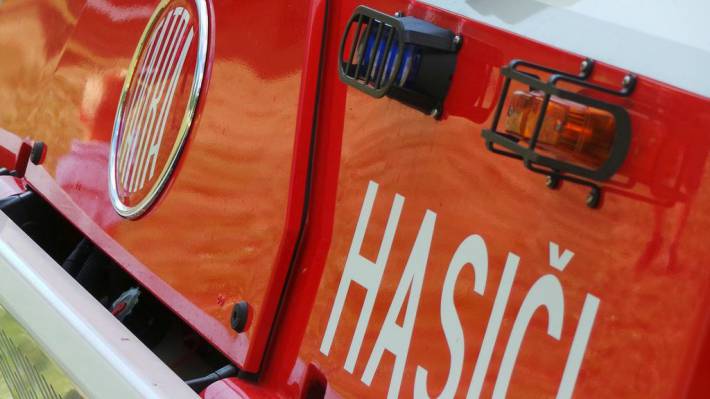 V psí boudě uhořeli dva psi