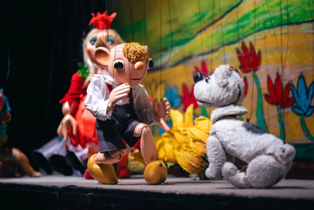 Hurvínek má sto let a míří do kin