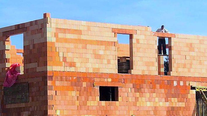 Město plánuje bytovou výstavbu a hledá investory